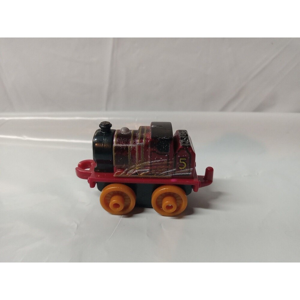 Thomas & Friends Minis Train - SuperStation James